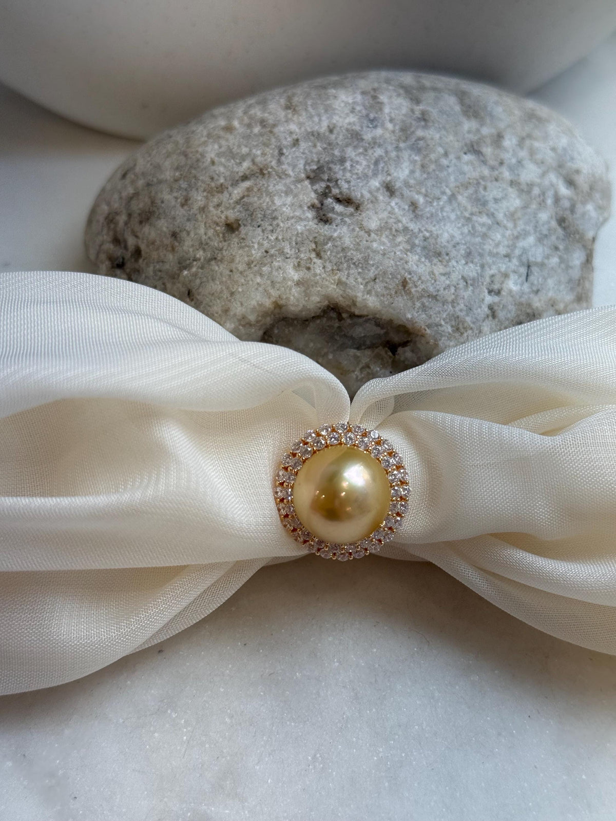 14.2mm South sea golden ocean pearl Ring: Extreme luster mirrored, 2cm dia, S925 silver adjustable Vintage Ring.