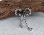 Tahitian Ocean Pearl Brooch: Extreme luster mirrored, 10.2mm gorgeous peacock green pearl, butterfly Bow Copper Brooch.
