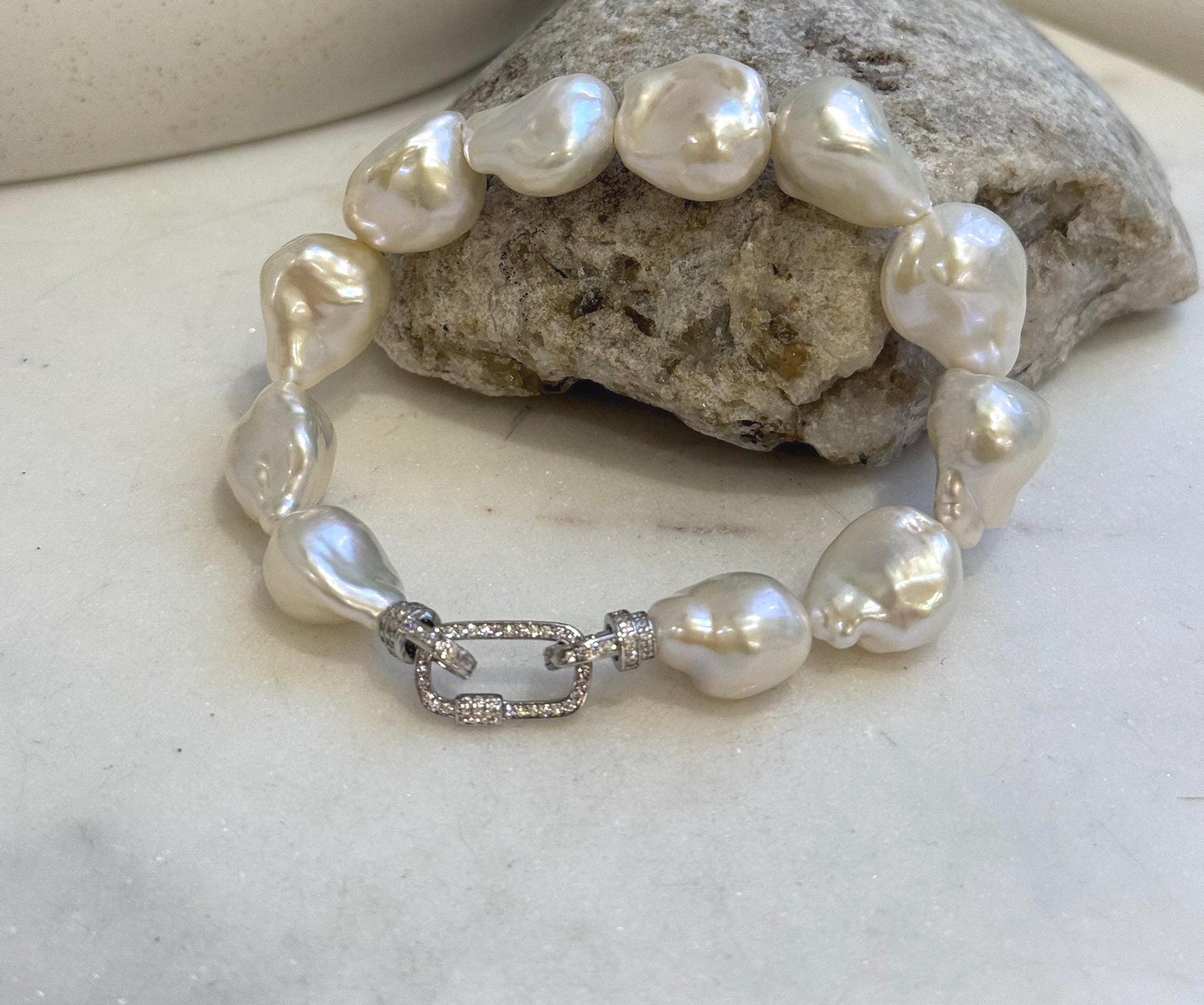11pcs 12.4-14.6mm Baroque pearls Braclet: Extreme luster mirrored, 8.1”, S925 silver Braclet.