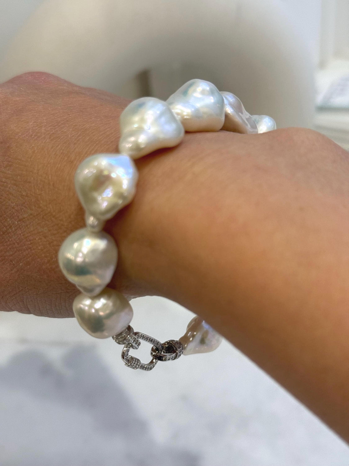 11pcs 12.4-14.6mm Baroque pearls Braclet: Extreme luster mirrored, 8.1”, S925 silver Braclet.