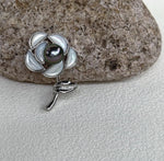 Tahitian Ocean Pearl Brooch Pendant 2in1: Extreme Luster mirrrored, 9.2mm, peacock green pearl, 2.5x3.8cm, S925 silver chain.