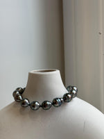 7.5” In Sale 14pcs Tahitian Ocean peacock green Pearls Exceptional Elegant Bracelet unique gift for her, hand knotted.8.7-9.8mm, for her daily wear