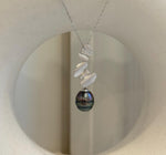 10mm Tahitian ocean butterfly pendant: Extreme luster mirrored, peacock green, 3.2cm high, S925 silver pendant chain set.
