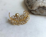 South sea golden pearl brooch pendant 2in1: Extreme strong luster mirrored, 9.5mm, pure gold. Feather design Brooch with s925 silver chain.
