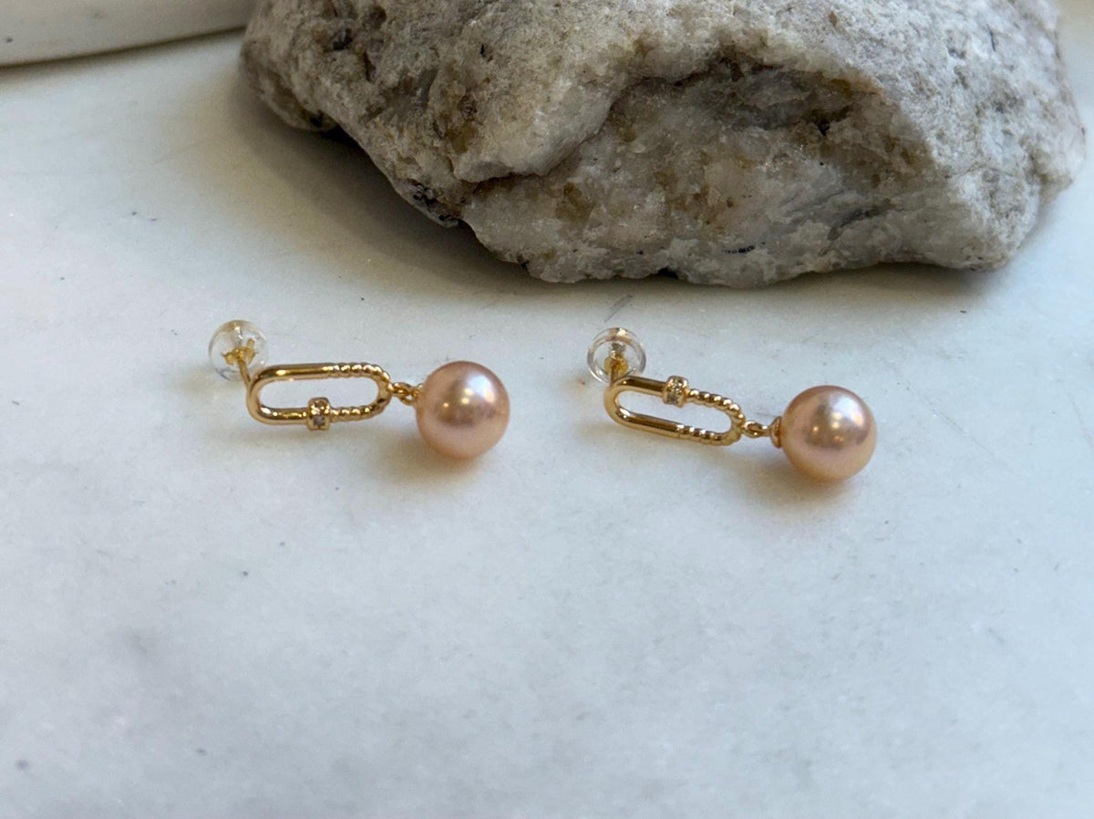 8.5mm Peach Gold Pearls Earrings Chandeliers: Extreme luster Mirrored, Metallic peach gold color, 2.5cm high, S925 silver cool earrings.