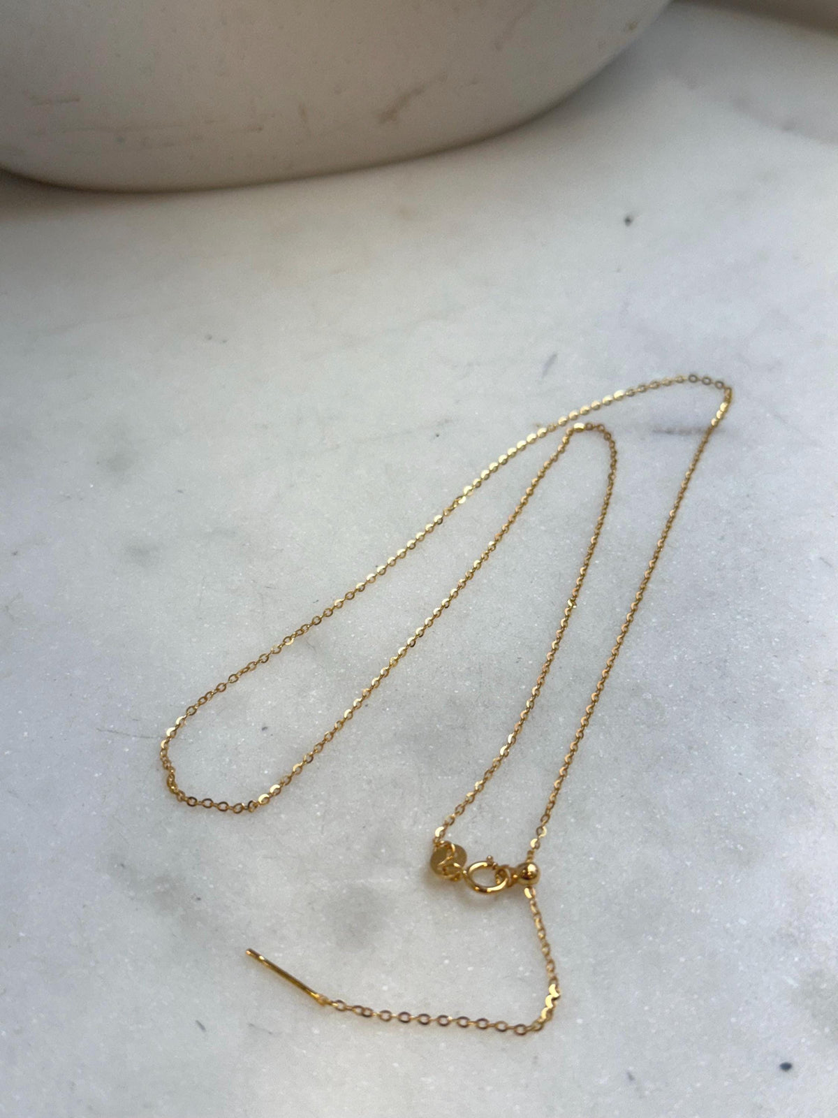 Not for seperate purchase!! s925 silver O chain necklace, adjustable size to 17.3”, with needle for floating pendant. Gold.