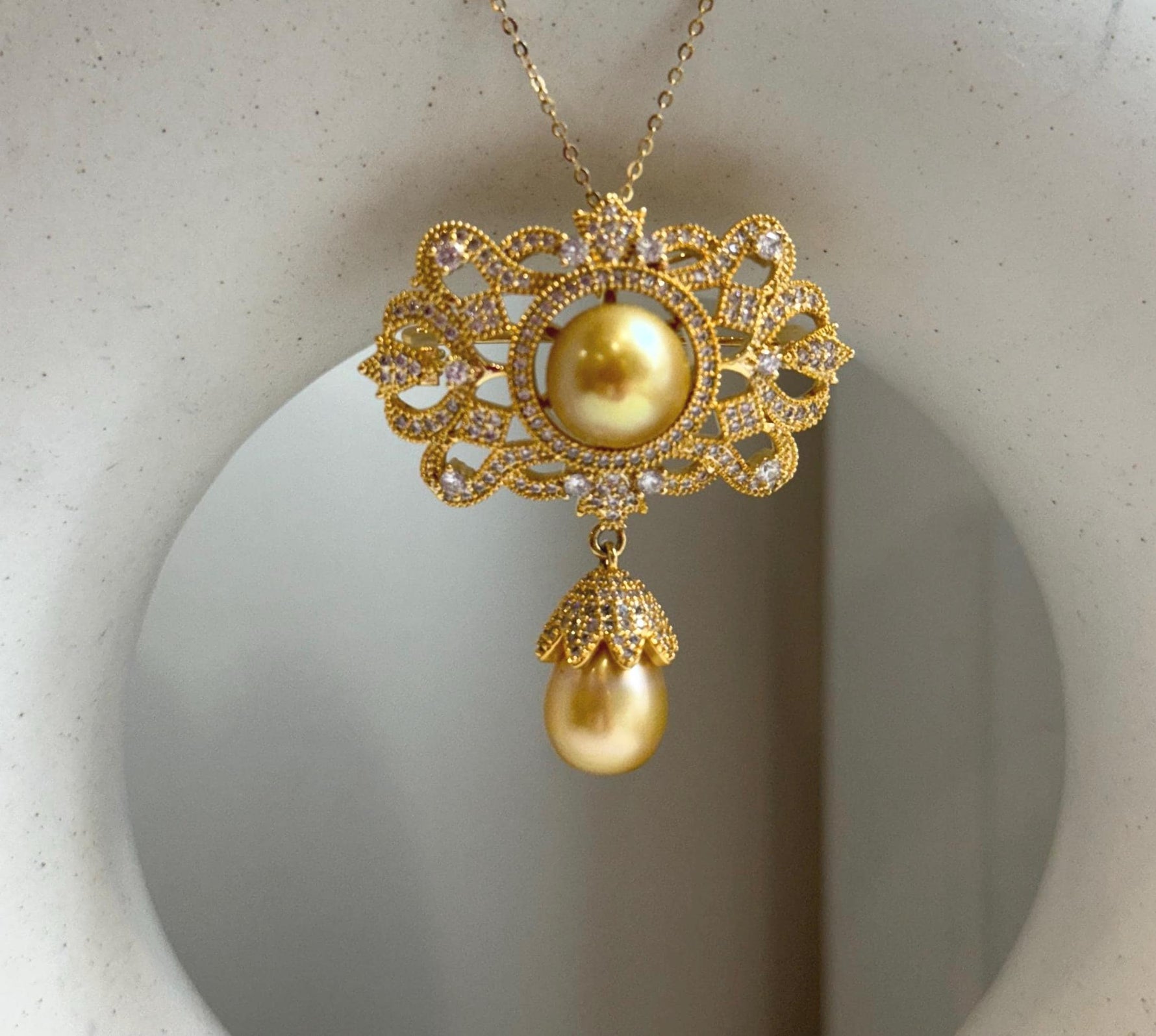South Sea deep Golden Ocean Pearls Vintage Brooch Pendant 2in1: Extreme luster mirrored, gift for her birthday