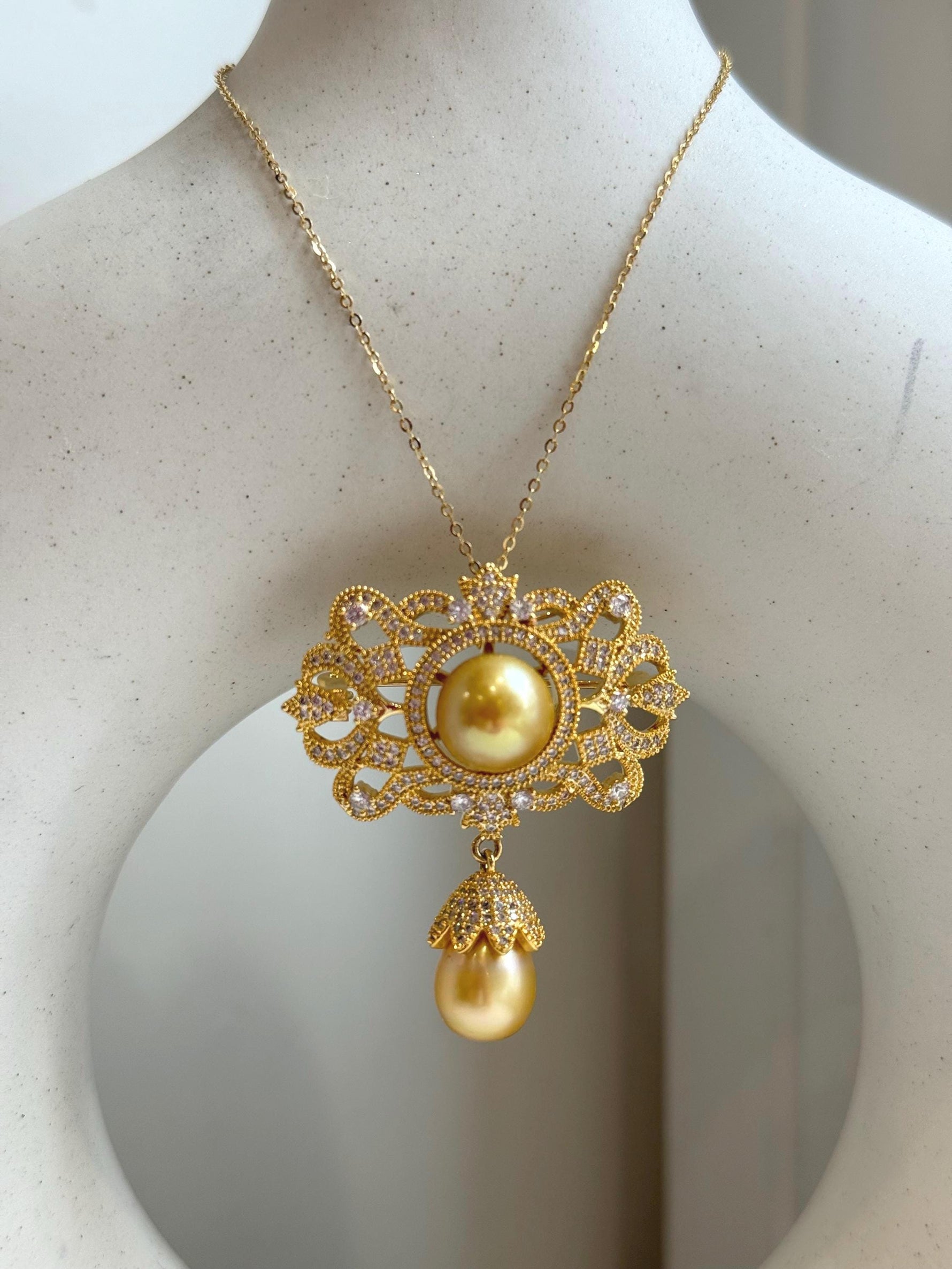 South Sea deep Golden Ocean Pearls Vintage Brooch Pendant 2in1: Extreme luster mirrored, gift for her birthday