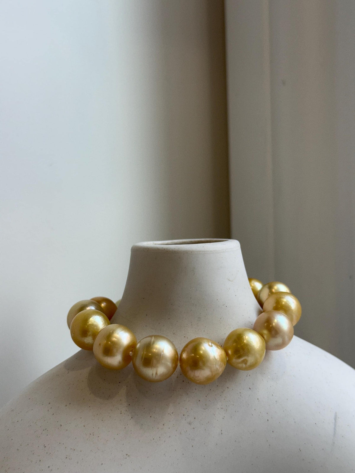 10.8-13.1mm 12pcs South sea golden Ocean Pearls bracelet: strong luster, gold to deep golden pearls,S925 silver bracelet.