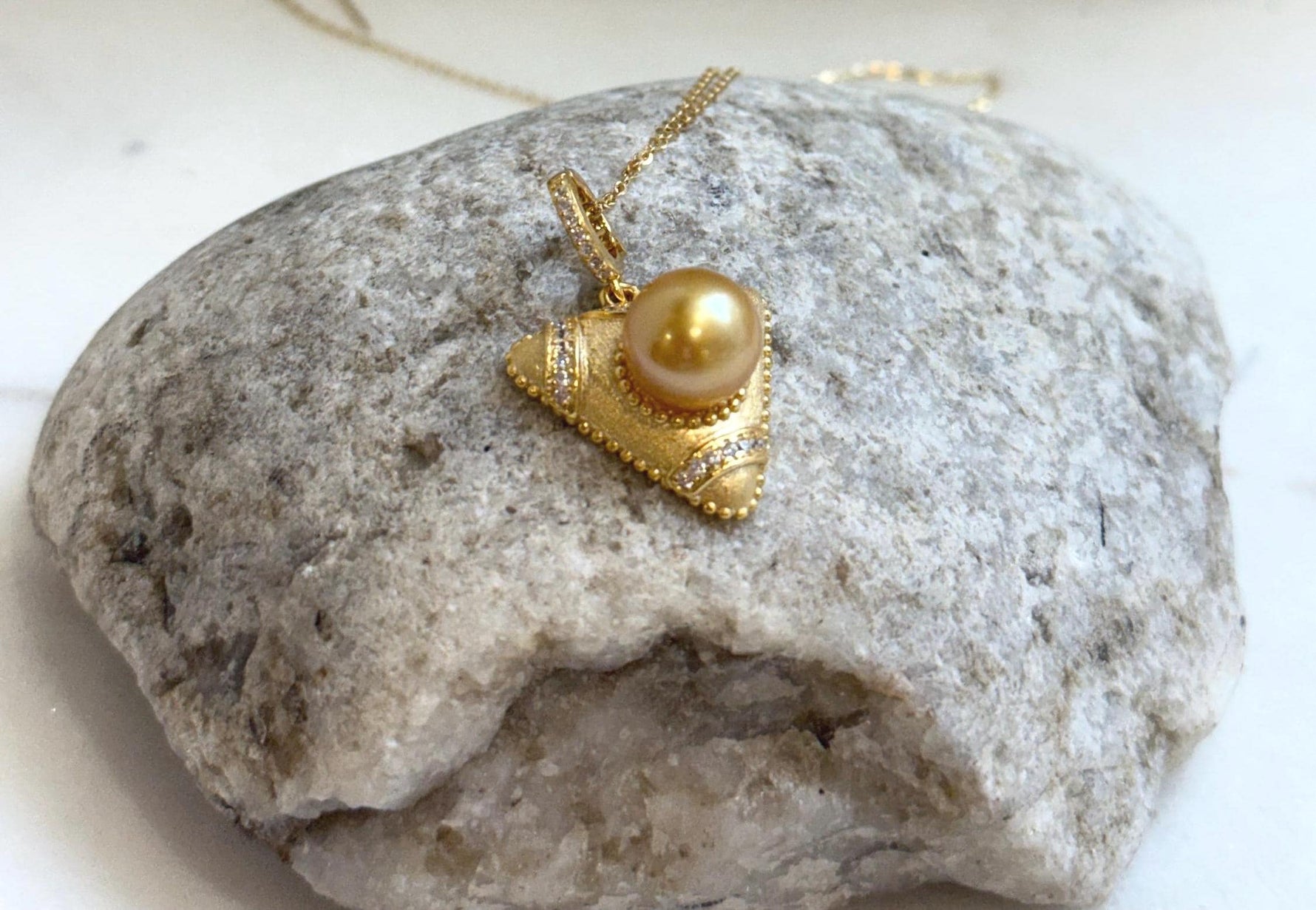 9.6mm South sea golden Pearl Triangle pendant: Extreme luster mirrored, deep gold pearl, S925 silver cool pendant chain set.