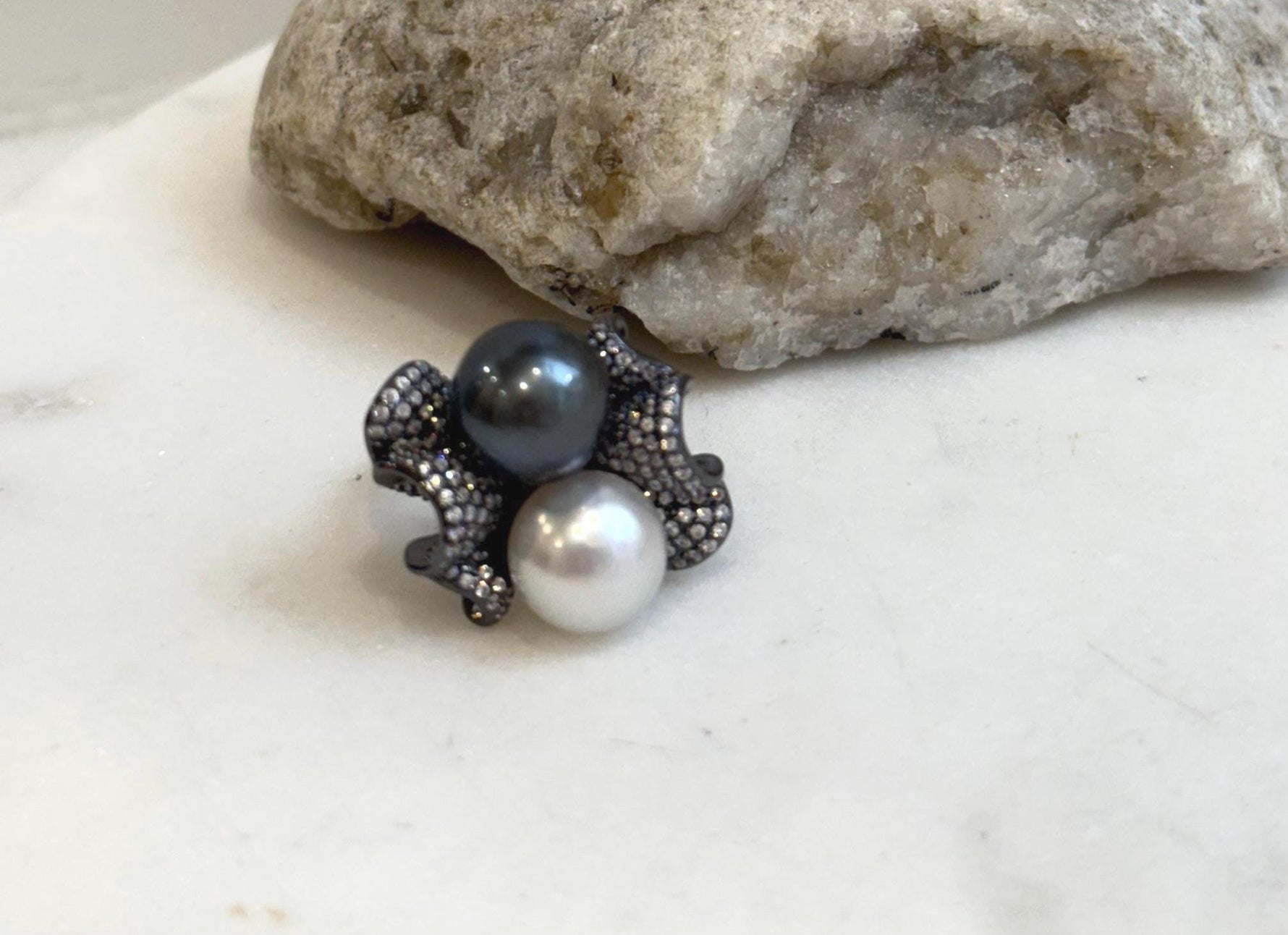 Australian Ocean White Tahitian ocean Double pearls Ring: 10.5-10.9mm, Extreme luster mirrored, Top Thick S925 Silver Adjustable Ring.