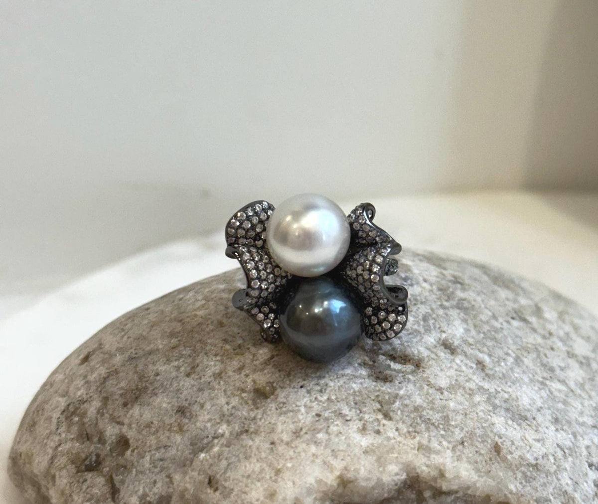 Australian Ocean White Tahitian ocean Double pearls Ring: 10.5-10.9mm, Extreme luster mirrored, Top Thick S925 Silver Adjustable Ring.