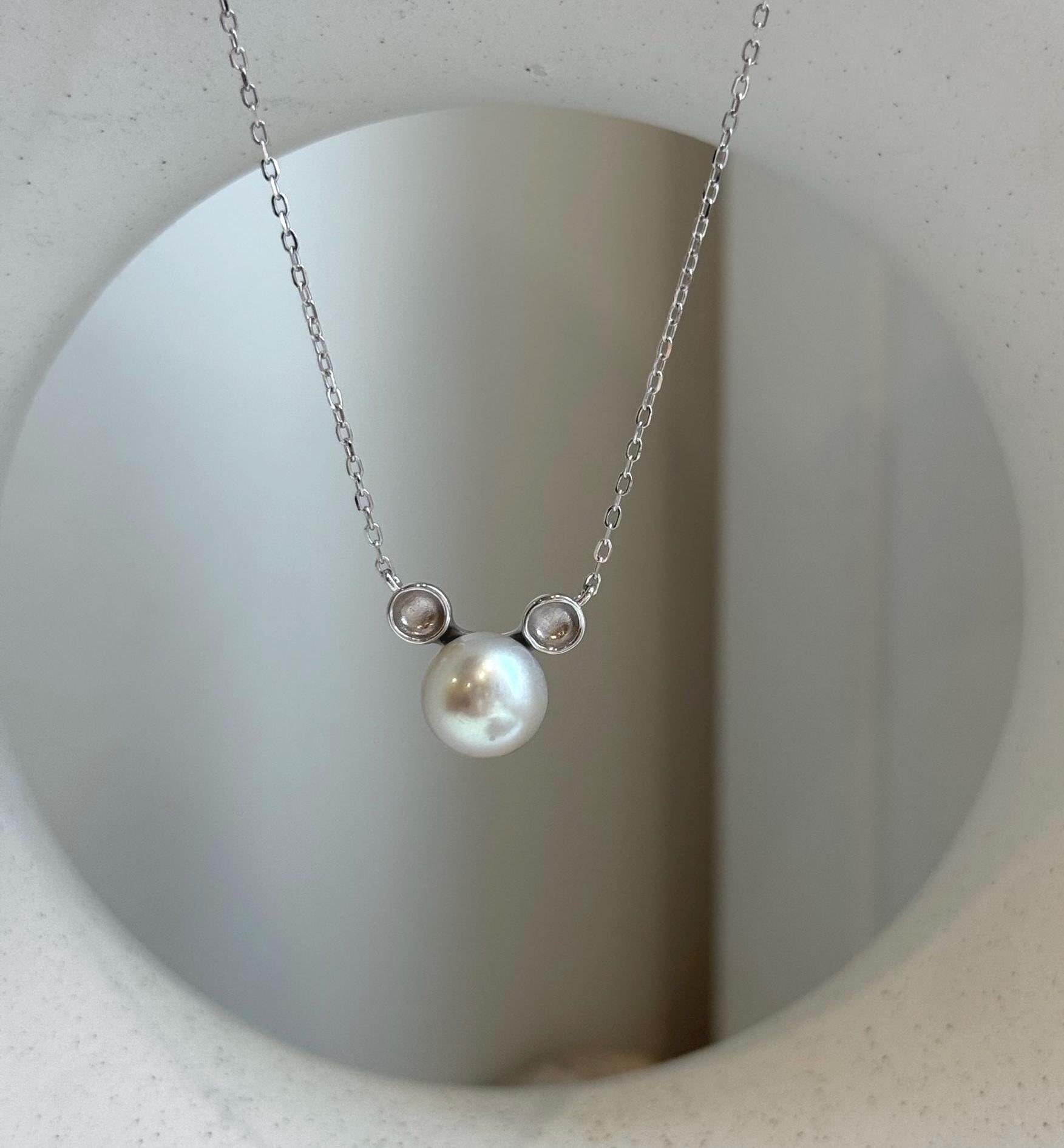 8.5mm Akoya blue silver Ocean Pearl pendant: Extreme luster mirrored, 1.1cm high, S925 silver lovely pendant chain set.