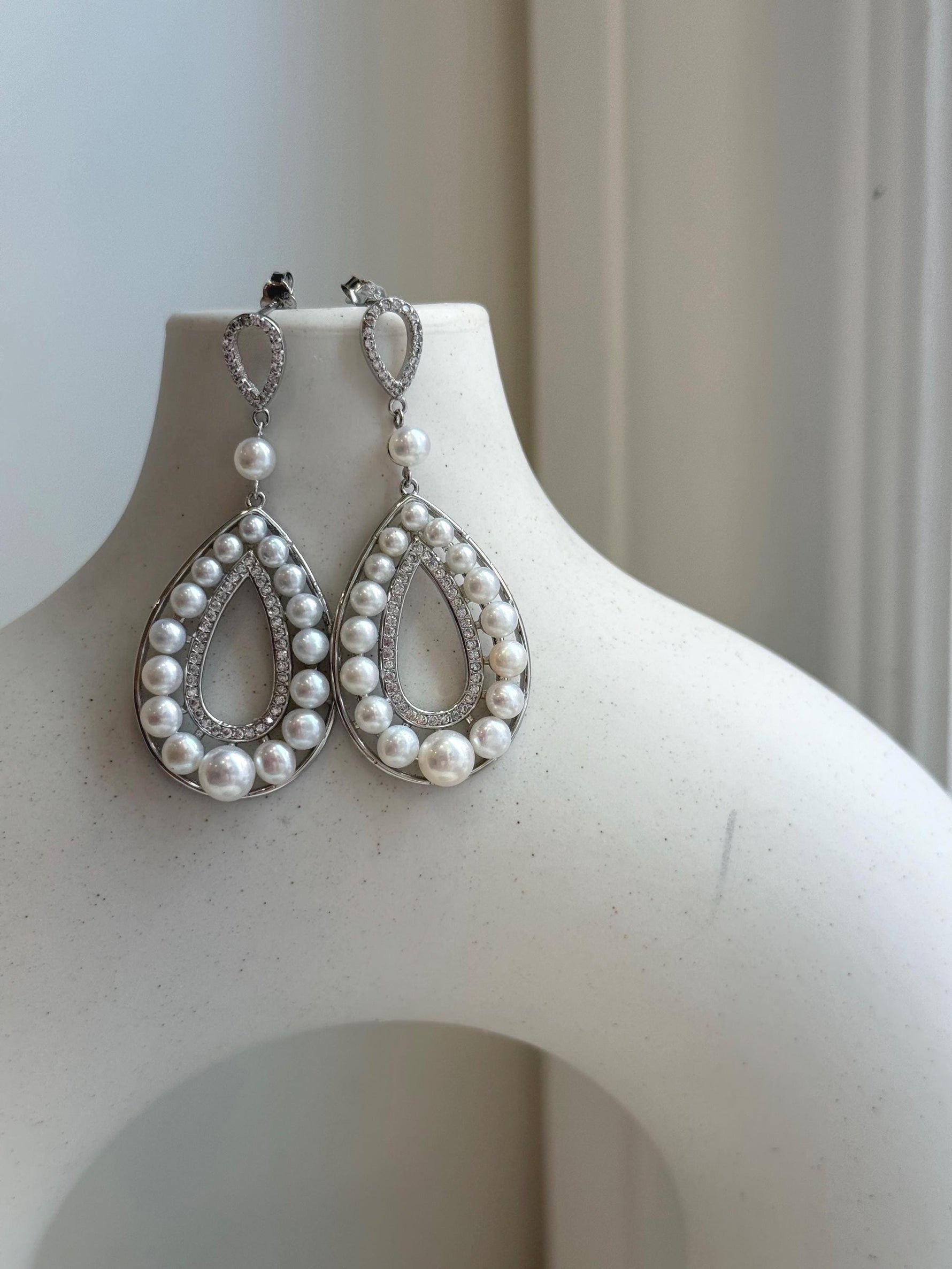 36pcs 3-5.5mm White pearls Earrings: Extreme luster mirrored, 4.8cm high, S925 silver vintage earrings. Gift for her graduation