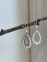 36pcs 3-5.5mm White pearls Earrings: Extreme luster mirrored, 4.8cm high, S925 silver vintage earrings.