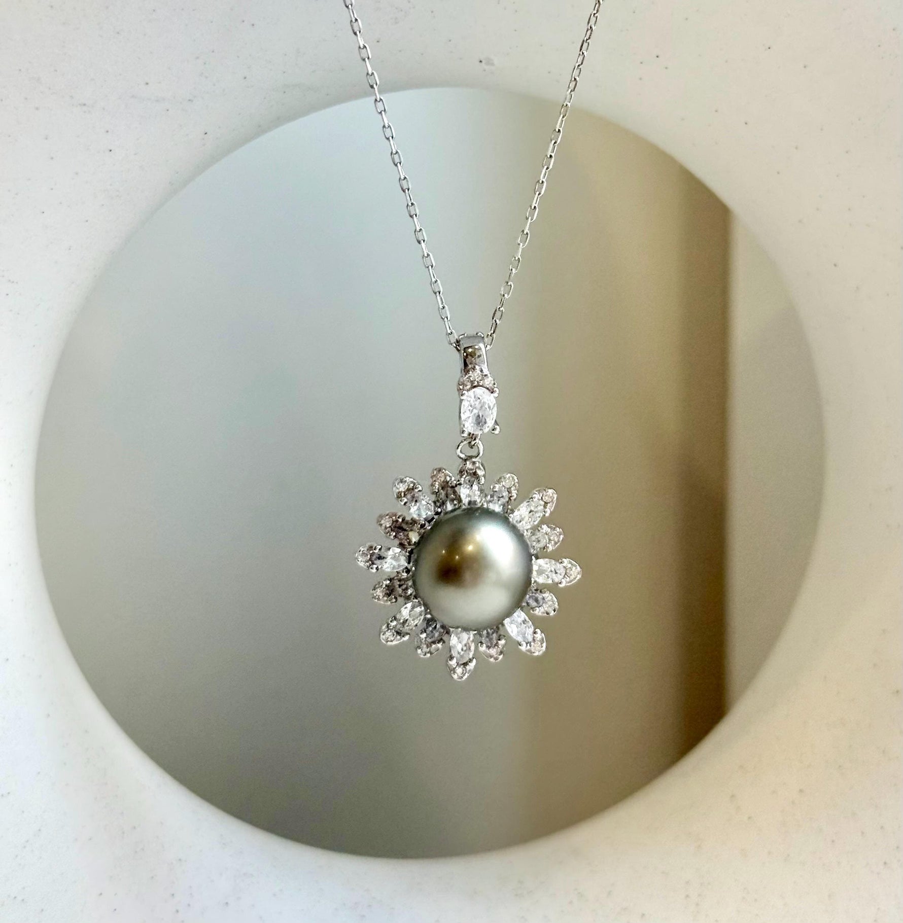 10.4mm Tahitian platinum ocean pearl Floral pendant: Extreme luster mirrored, S925 silver pendant chain set. gift for her graduation