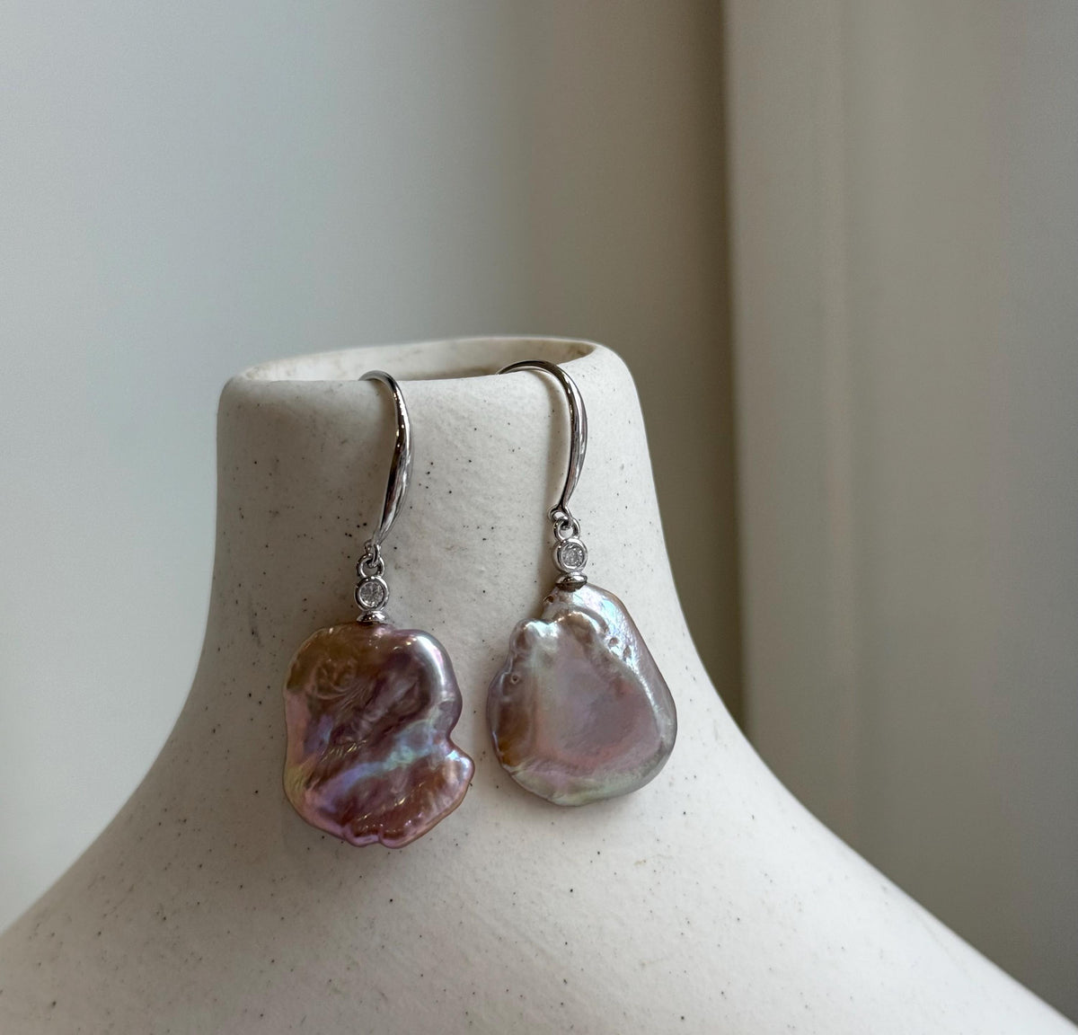 Freshwater Keshi pearls Earrings: Extreme luster mirrored, Rose Mint Iridescent, 15.5-16.3mm, S925 silver earrings hooks.Pearl Jewelry Idea.
