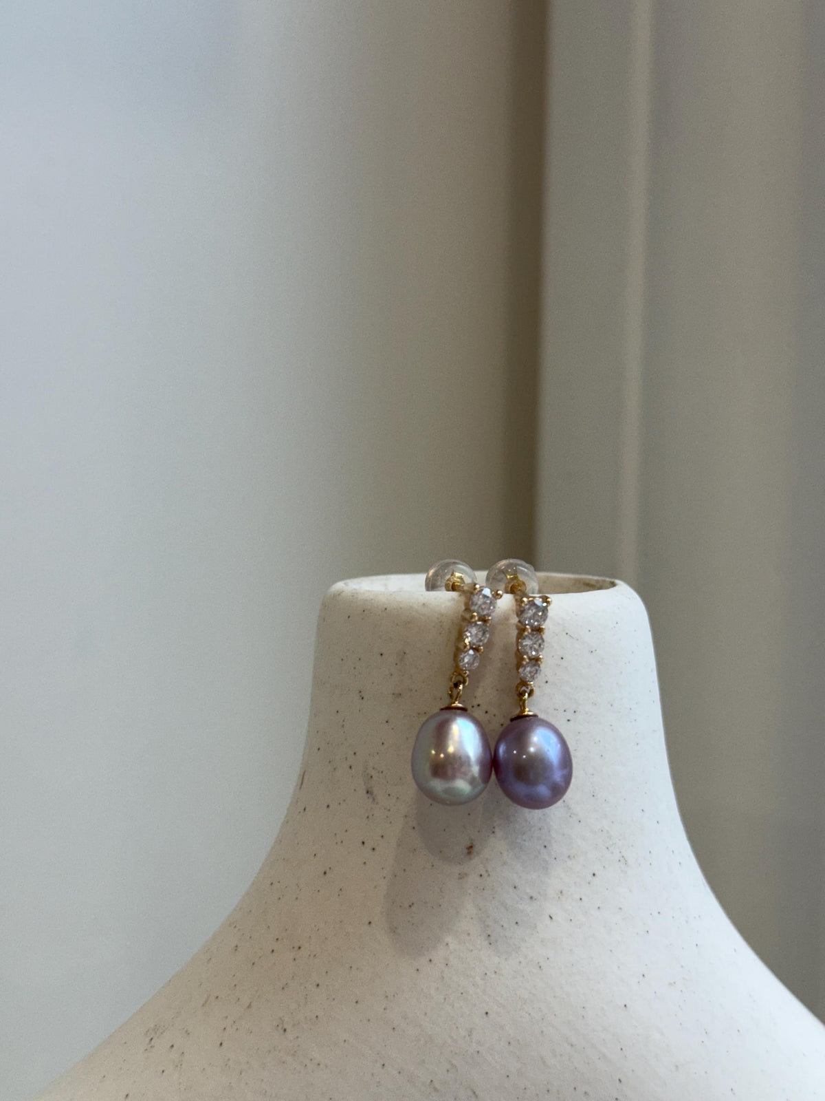 7.9mm Freshwater pearls Earrings: Extreme luster mirrored, Metallic rose lavender, 2.2cm high, S925 silver earrings.Pearl Jewelry Idea. office earrings