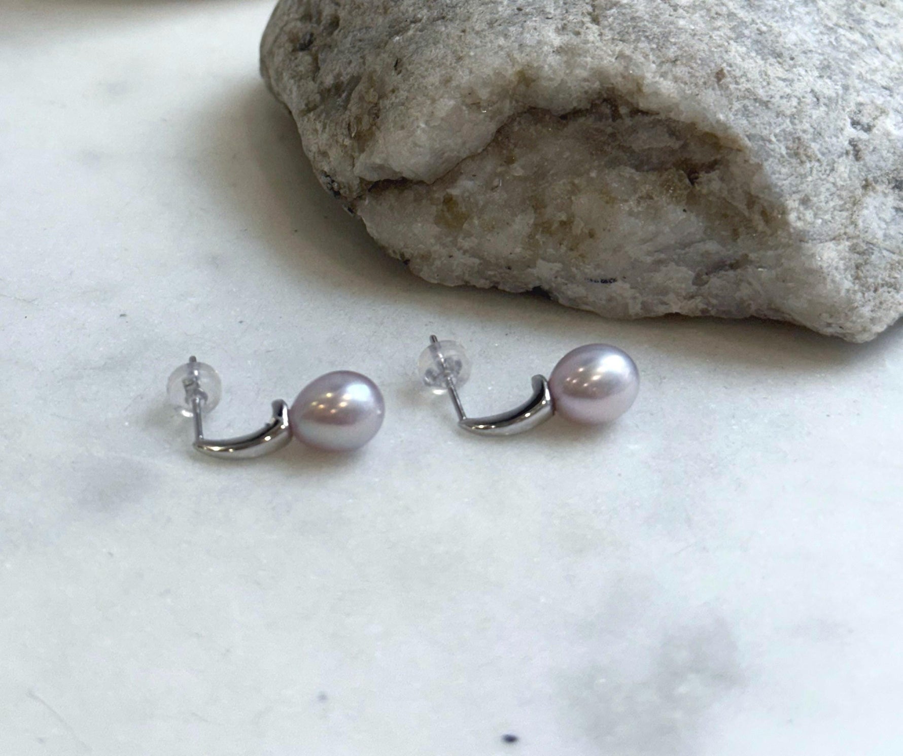 7.9mm Freshwater pearls Earrings: Extreme luster mirrored, Metallic rose lilac, 1.9cm high, S925 silver earrings.Pearl Jewelry Idea.