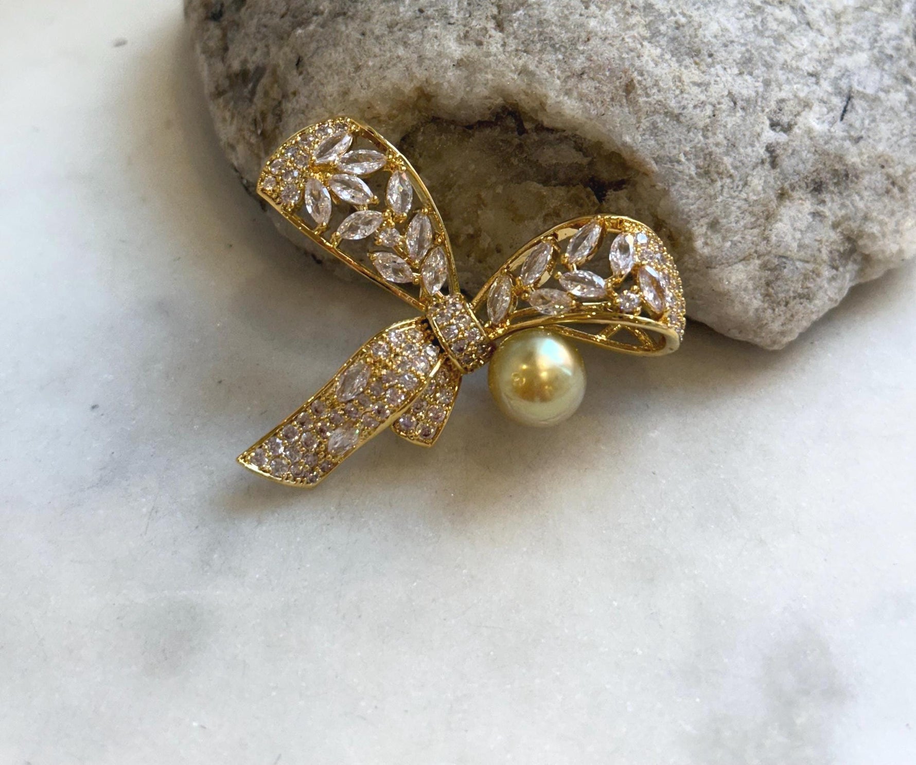Elly’s South sea golden pearl butterfly bow brooch: Extreme luster mirrored, 9.6mm, deep gold pearl. Christmas Brooch. daily brooch