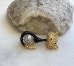 Tahitian Platinum ocean pearl Cat brooch pendant 2in1: Extreme strong luster mirrored, 10.3mm. s925 silver chain not included.