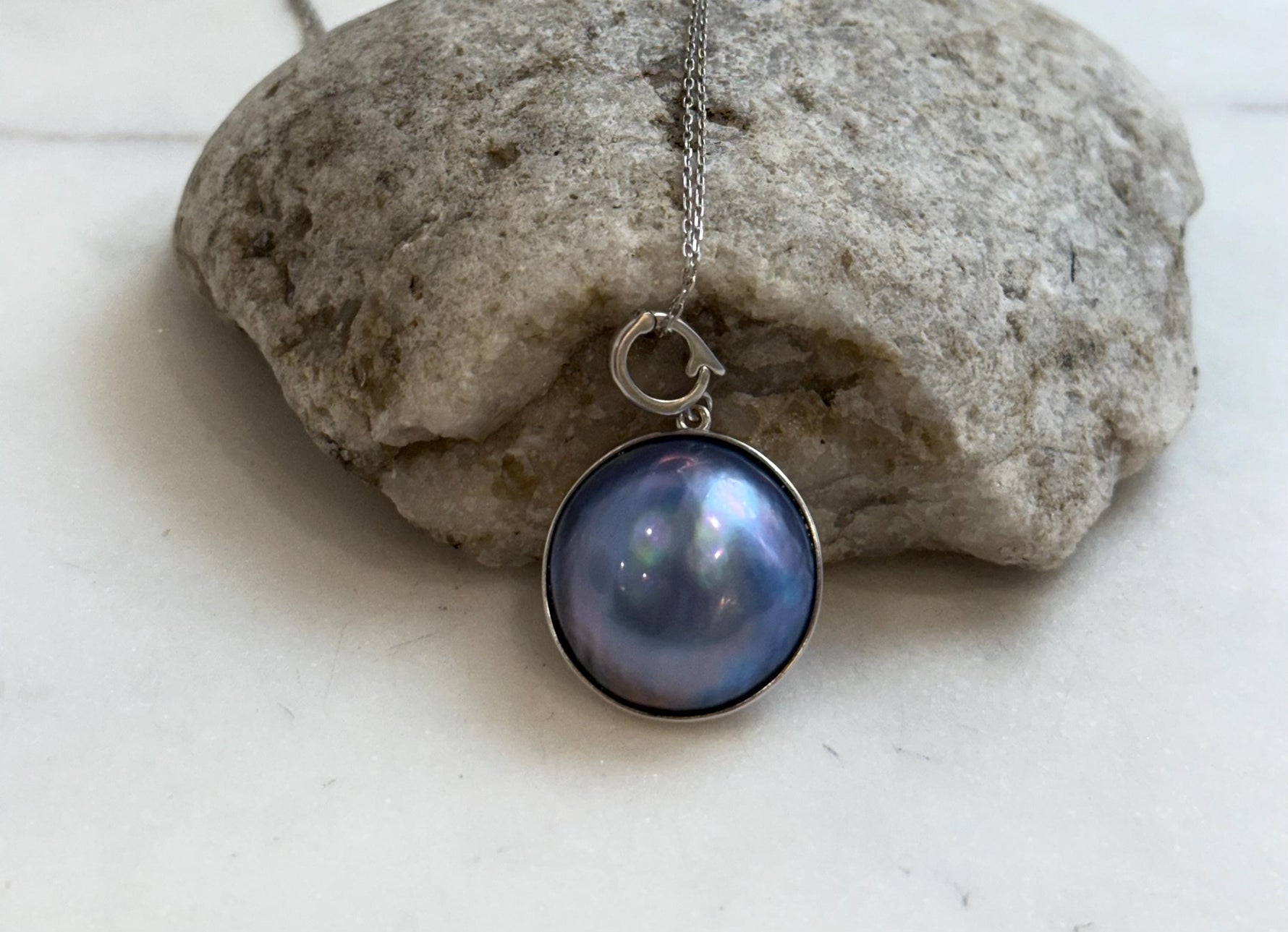 20.7mm Purple blue iridescent Ocean Round Mabe Pearl Pendant: Extreme luster, S925 Silver base pendant Necklace Set.