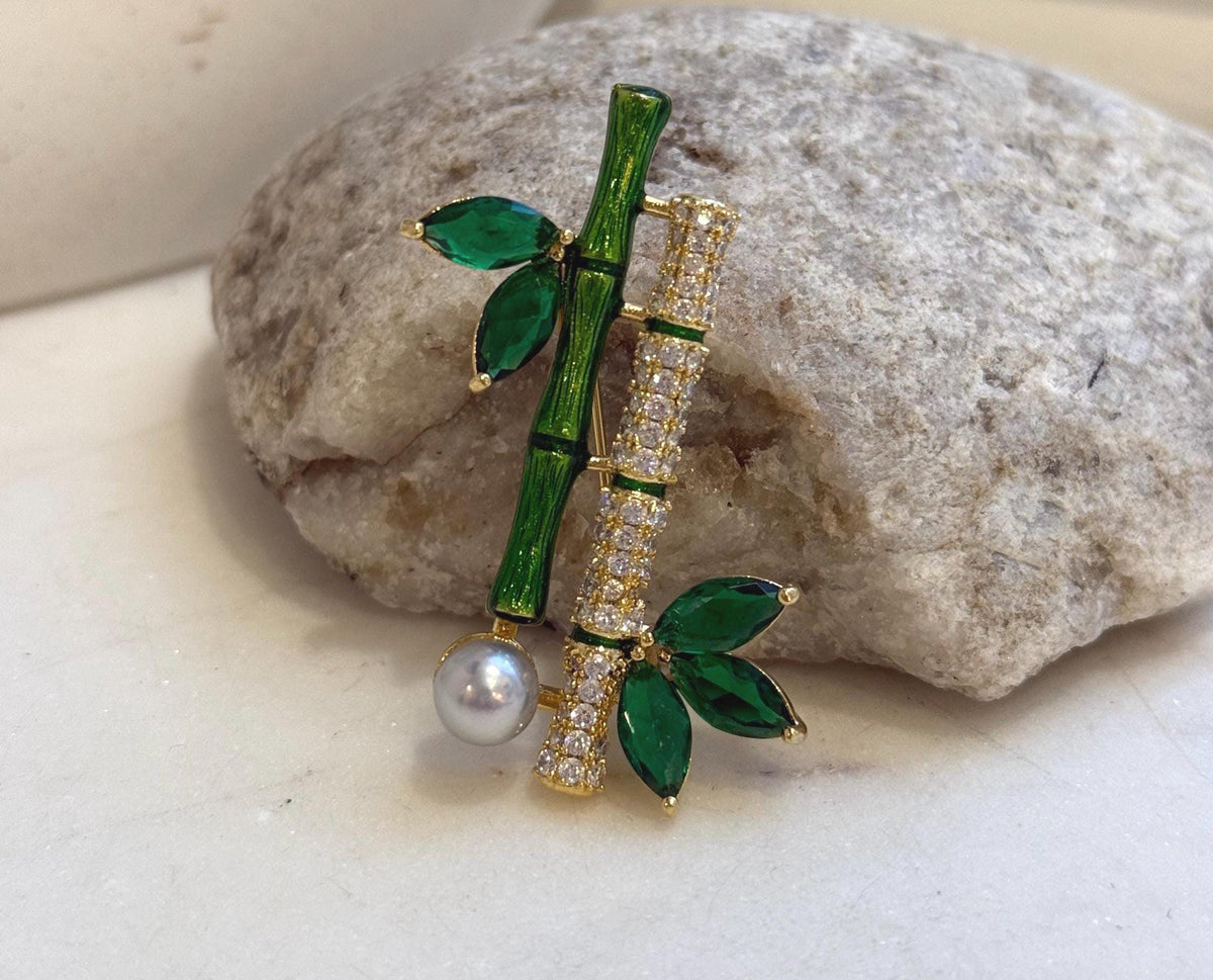 Akoya ocean pearl Bamboo brooch pendant 2in1: Extreme luster mirrored, 7.3mm, Blue silver. s925 silver chain not included.