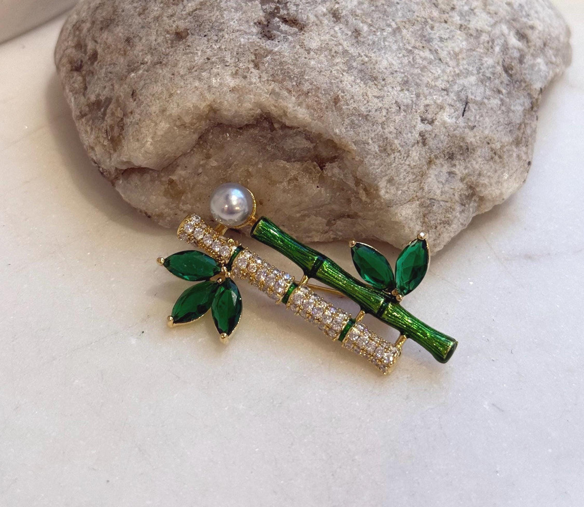 Akoya ocean pearl Bamboo brooch pendant 2in1: Extreme luster mirrored, 7.3mm, Blue silver. s925 silver chain not included.