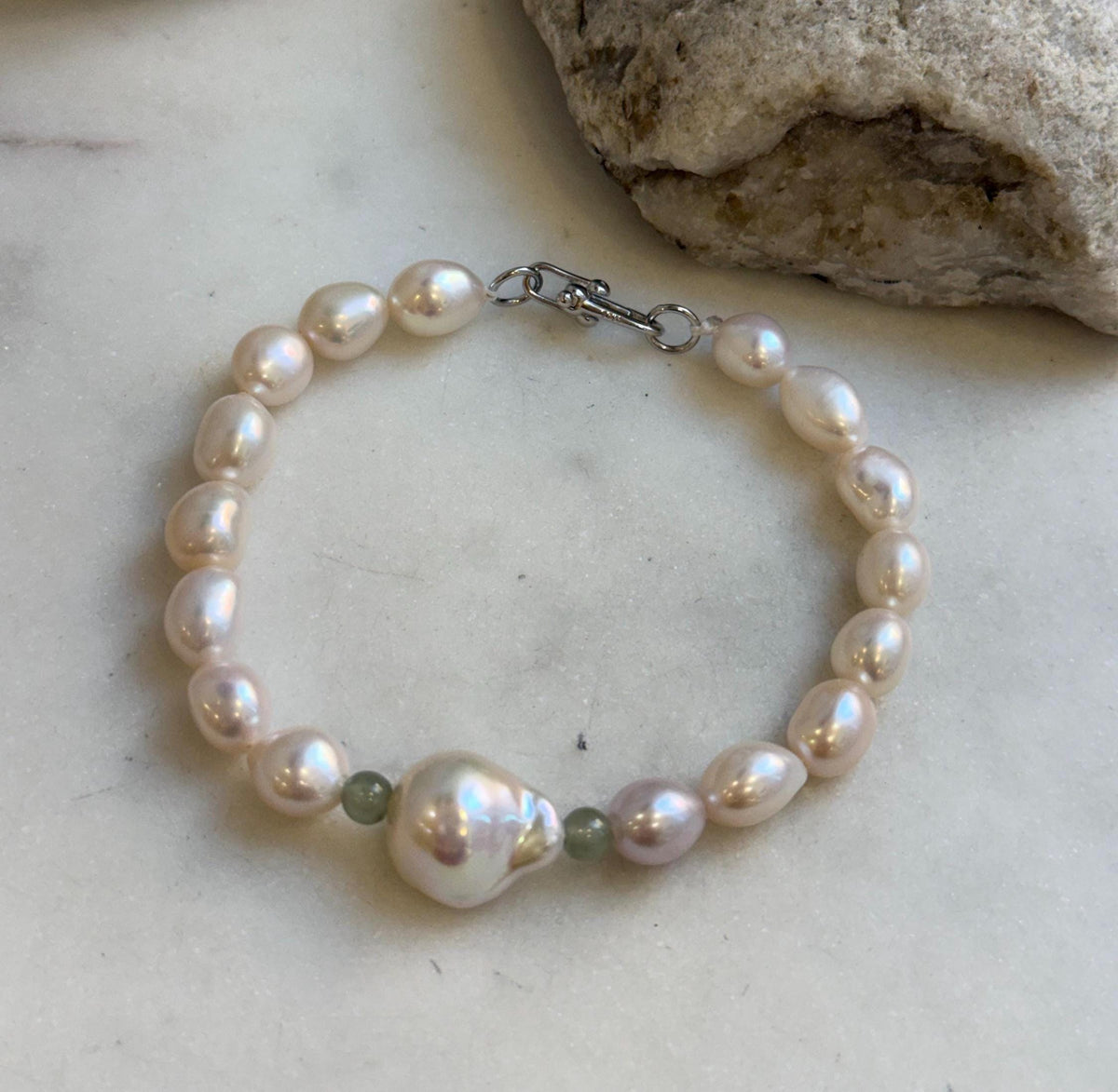 Elly’s 16pcs 7.1-13.1mm Baroque oval pearls Braclet: Extreme luster mirrored, 8”, S925 silver Braclet. gift for her
