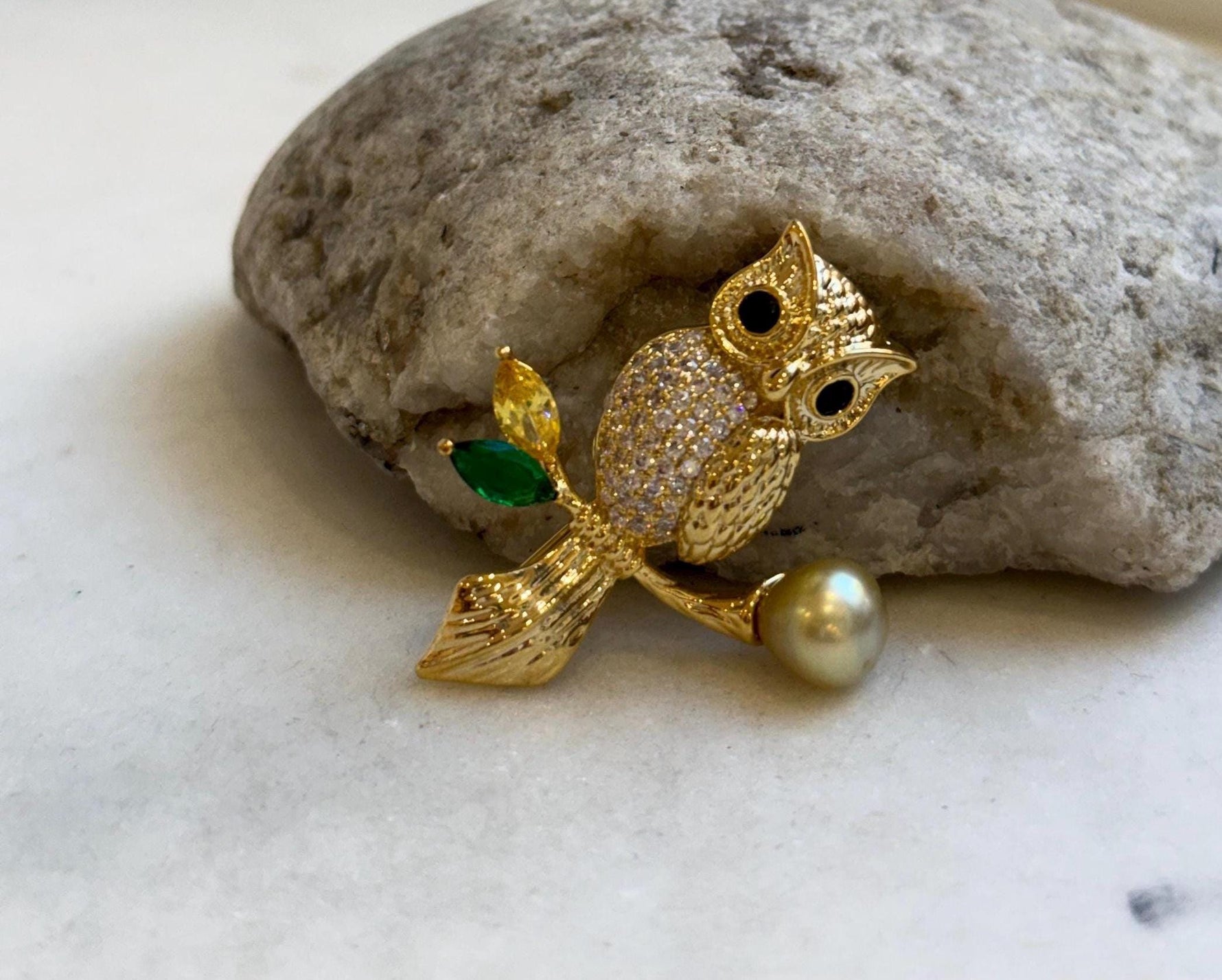 Elly’s South sea deep golden ocean pearl Owl brooch pendant 2in1: Extreme luster mirrored, 8.6mm, s925 silver chain not included. gift for her birthday