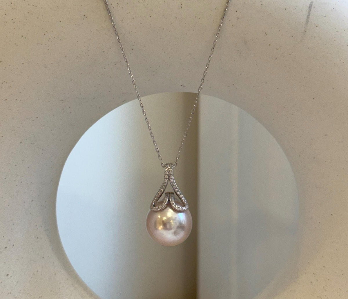 Elly’s 13.6mm Edison rose Pearl mermaid tail Pendant: Extreme luster mirrored, s925 silver pendant necklace set.Pearl jewelry idea. gift for her holiday