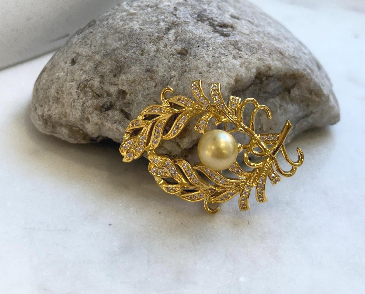 Elly’s South sea ultra golden pearl feathers brooch pendant 2in1: Extreme luster mirrored effect, 10mm. Pearl jewelry idea. gift for daily wear