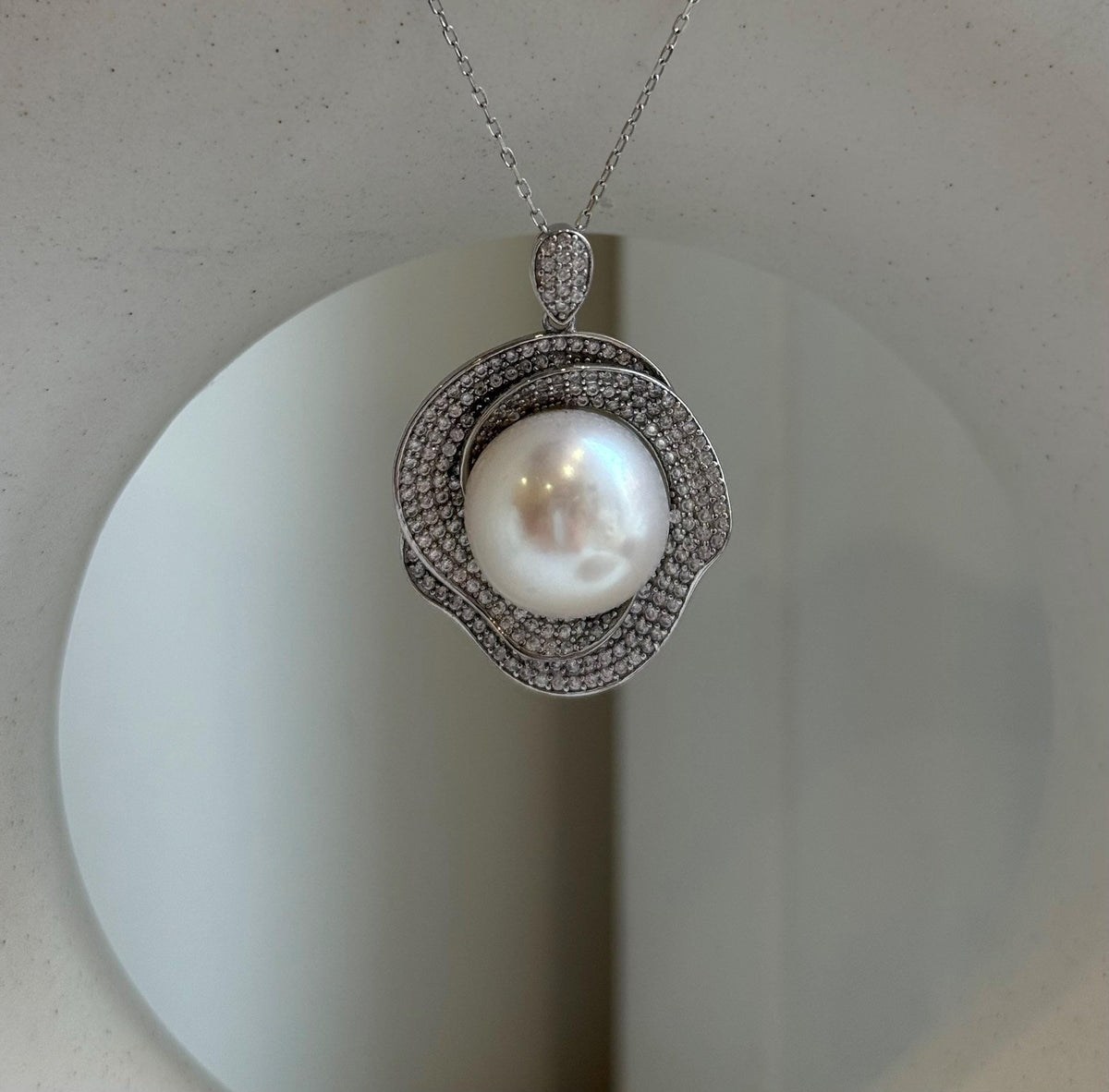 14.1mm white Edison Pearl pendant: Extreme luster mirrored, 2.1cm, S925 silver pendant chain set. Pearl Jewelry Idea. Gift for her holiday