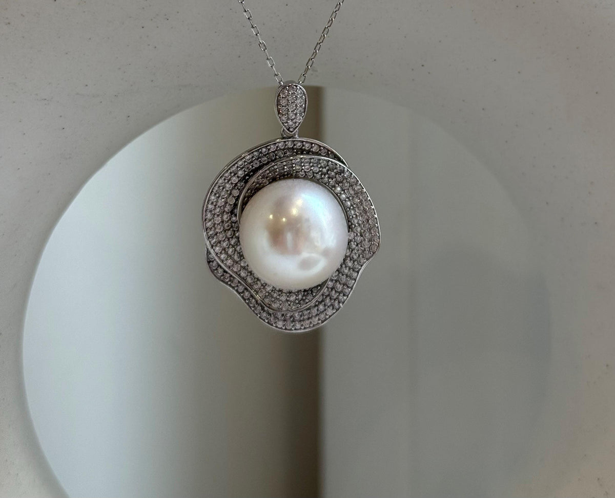14.1mm white Edison Pearl pendant: Extreme luster mirrored, 2.1cm, S925 silver pendant chain set. Pearl Jewelry Idea. Gift for her.