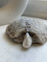 16.2x28mm white baroque pearl butterfly pendant: Extreme luster, s925 silver chain set. Pearl jewelry idea. gift for her