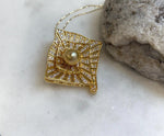 Elly’s South Sea ultra Gold Pearl Vintage Brooch Pendant 2in1: Strong luster, 10.1mm Pearl, 3.5x3.8cm, Gift for her