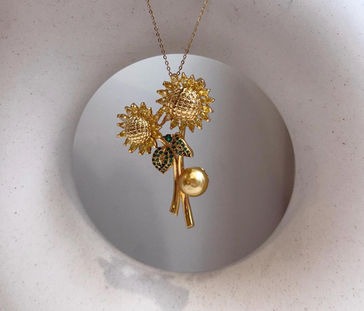 Elly’s 9.6mm South Sea deep Gold Pearl Sunflower Brooch Pendant 2in1: Extreme luster mirrored, 3.2x5cm, gift for her daily brooch
