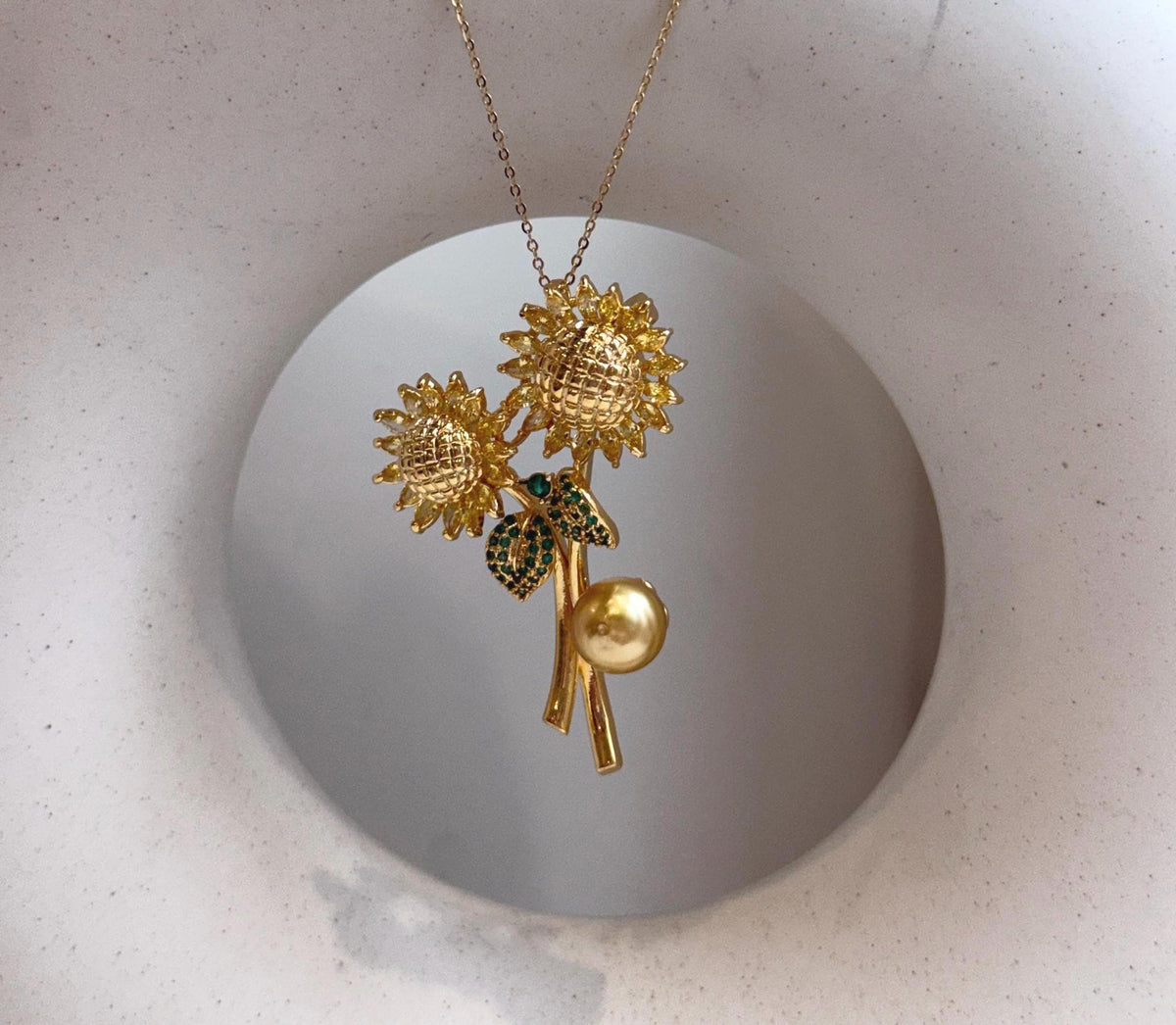 Elly’s 9.6mm South Sea deep Gold Pearl Sunflower Brooch Pendant 2in1: Extreme luster mirrored, 3.2x5cm, gift for her graduation