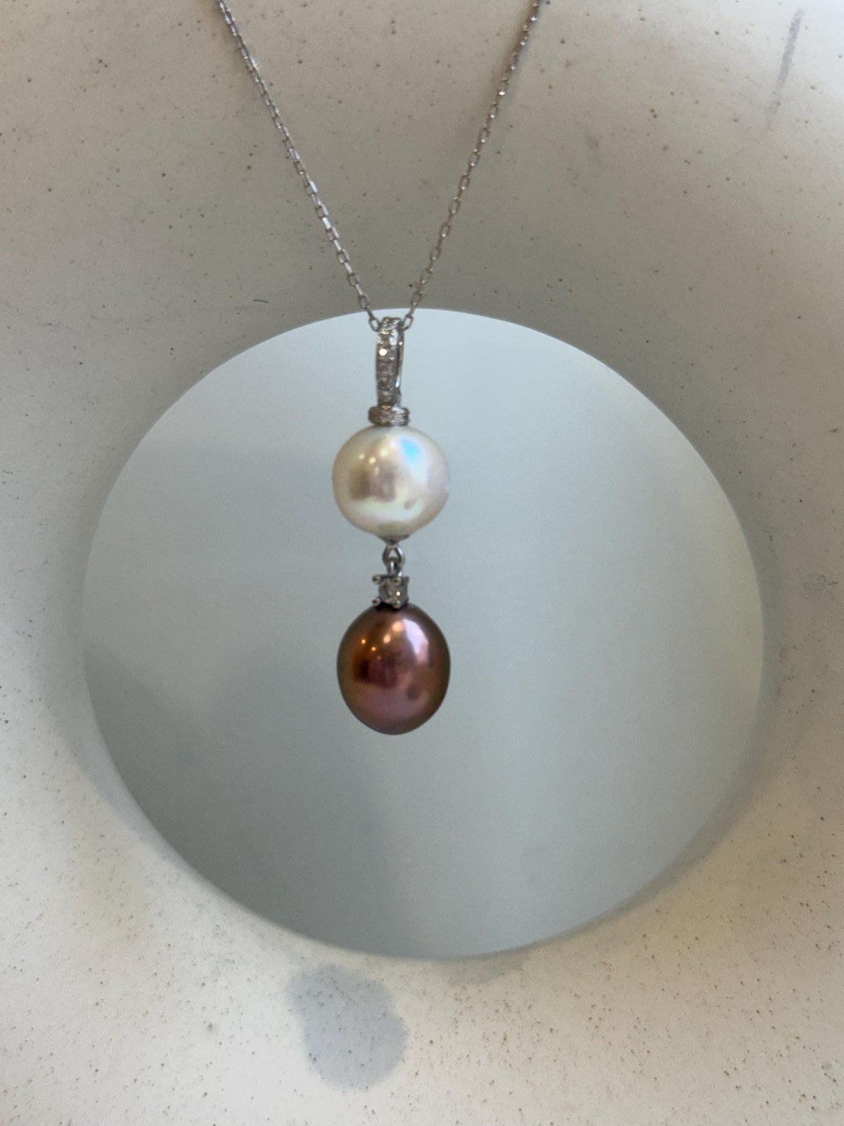 Elly’s Double 11.3-11.4mm Edison Pears Pendant: Extreme luster mirrored, white antique gold pearls, 4.1cm, s925 silver necklace set.