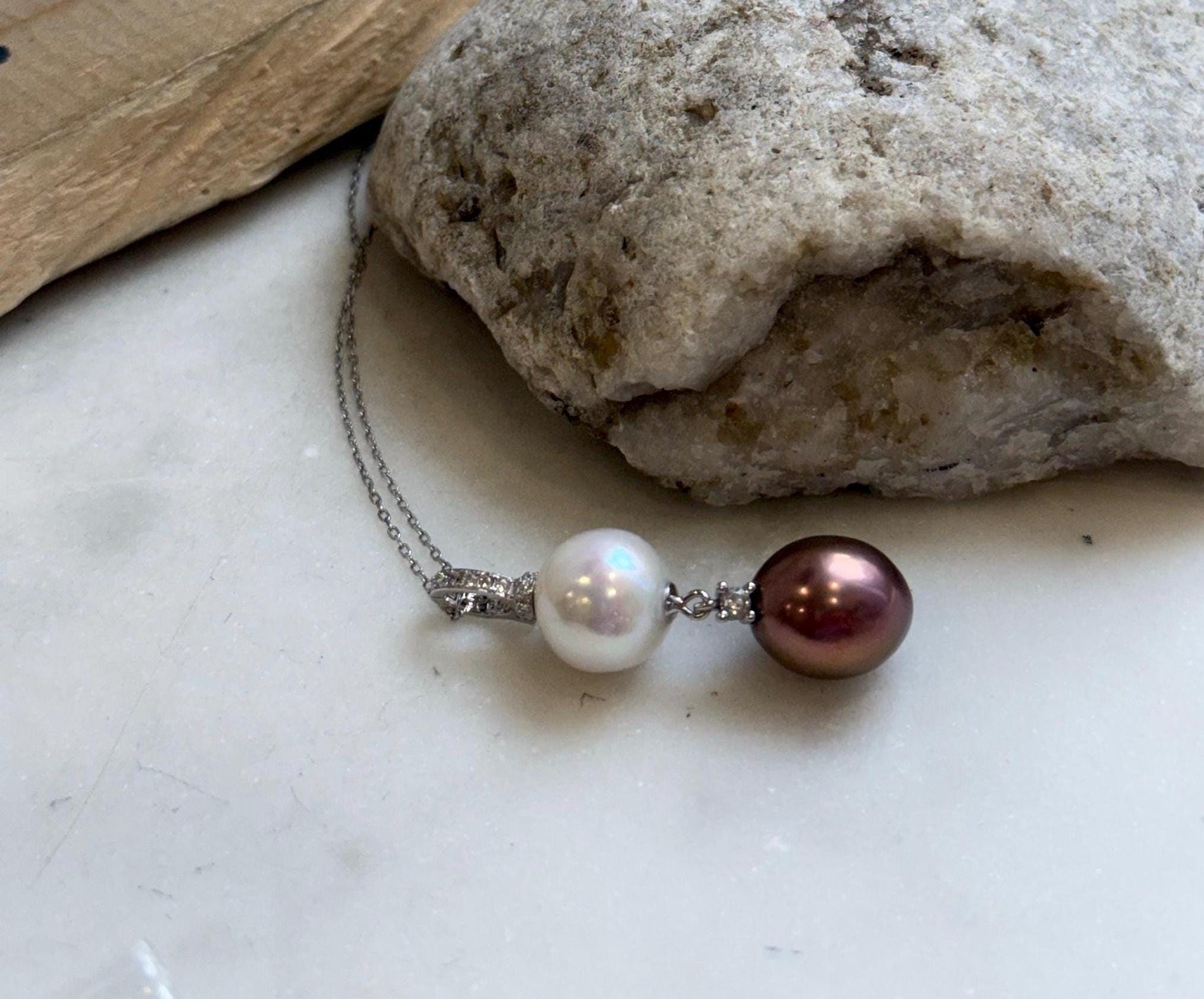 Elly’s Double 11.3-11.4mm Edison Pears Pendant: Extreme luster mirrored, white antique gold pearls, 4.1cm, s925 silver necklace set.