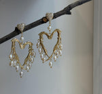 20pcs White Pearls Earrings Chandeliers: Extreme luster pearls, 4.2-5.6mm, Boho earrings. Pearl Jewelry Idea