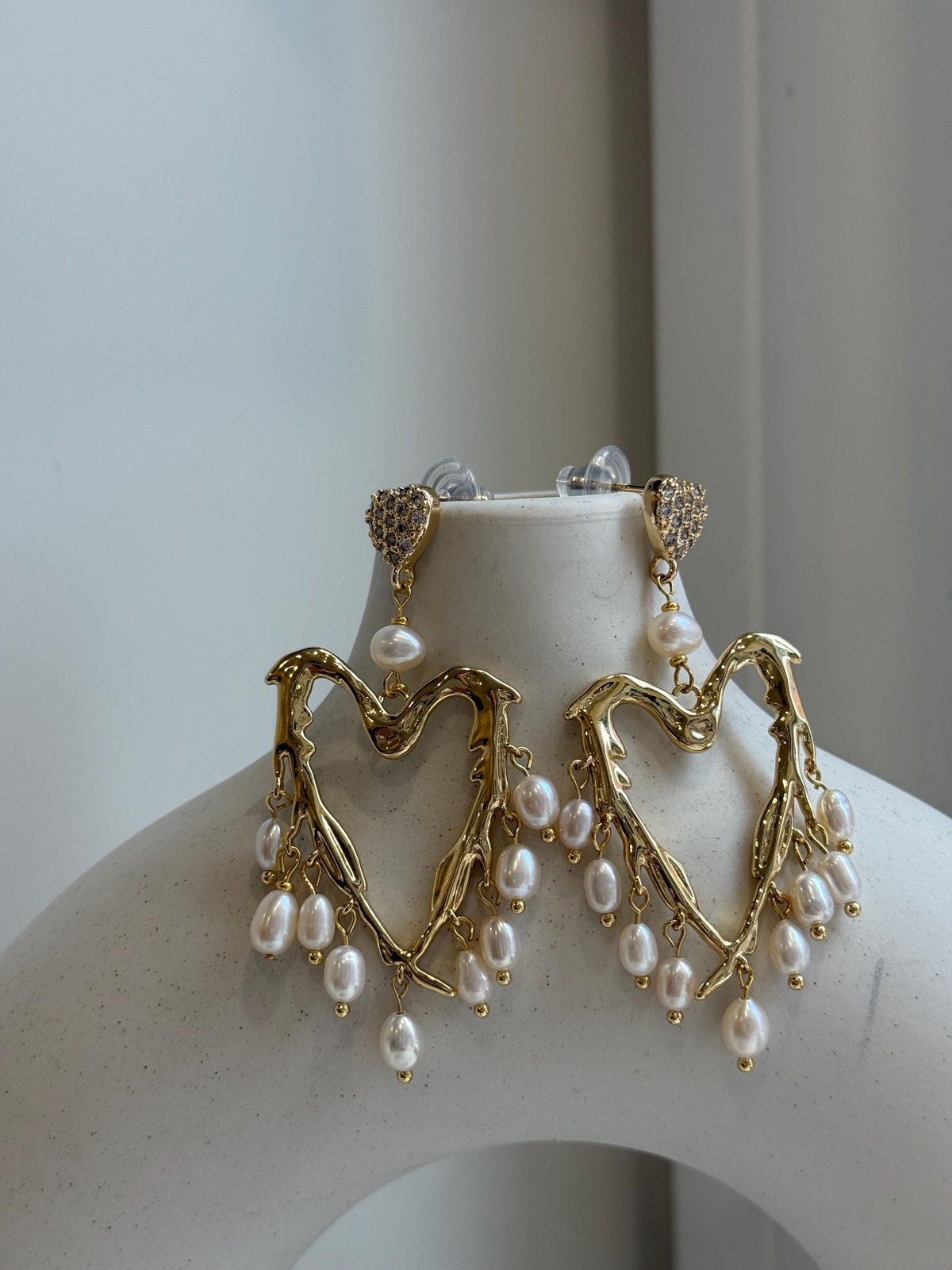20pcs White Pearls Earrings Chandeliers: Extreme luster pearls, 4.2-5.6mm, Boho earrings. Pearl Jewelry Idea, gift for her birthday