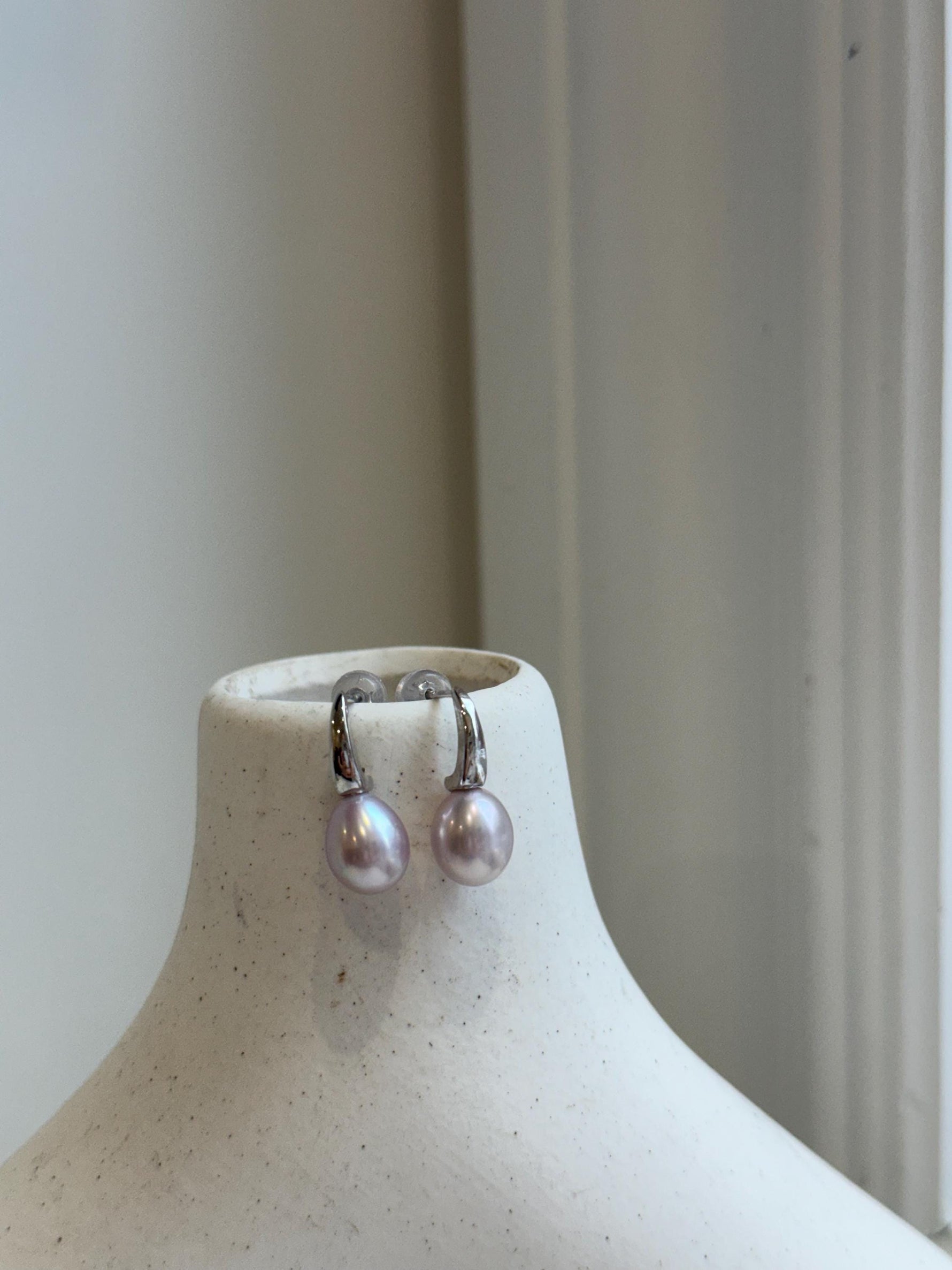 7.9mm Freshwater pearls Earrings: Extreme luster mirrored, Metallic rose lilac, 1.9cm high, S925 silver earrings.Pearl Jewelry Idea.