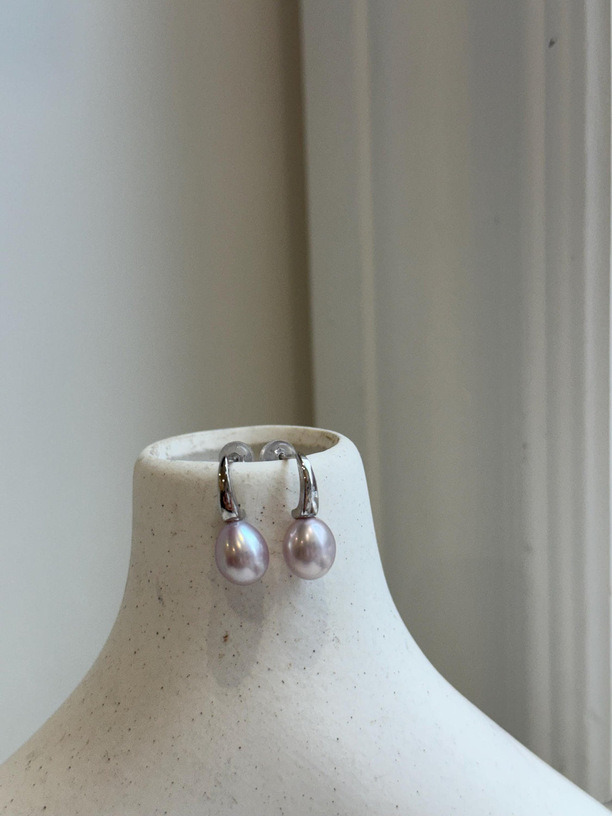 7.9mm Freshwater pearls Earrings: Extreme luster mirrored, Metallic rose lilac, 1.9cm high, S925 silver earrings.Pearl Jewelry Idea.