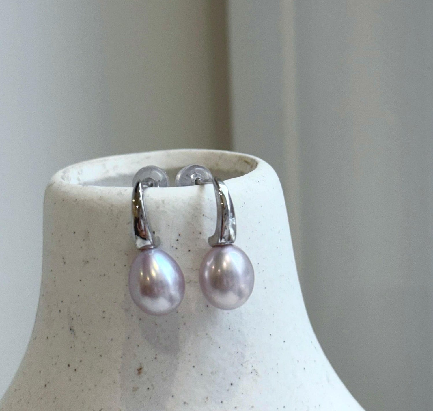 7.9mm Freshwater pearls Earrings: Extreme luster mirrored, Metallic rose lilac, 1.9cm high, S925 silver earrings.Pearl Jewelry Idea.