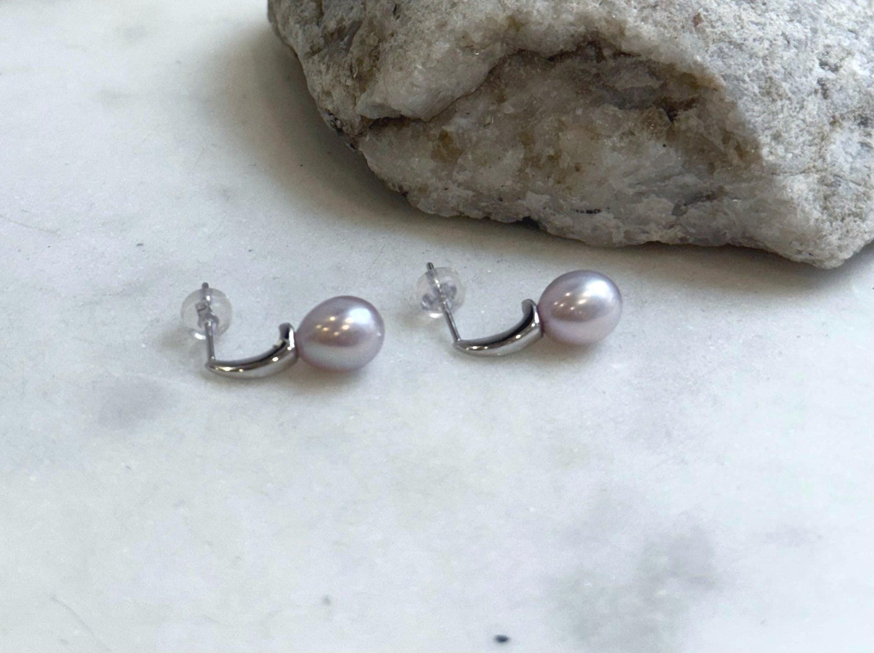 7.9mm Freshwater pearls Earrings: Extreme luster mirrored, Metallic rose lilac, 1.9cm high, S925 silver earrings.Pearl Jewelry Idea.gift for her daily earrings