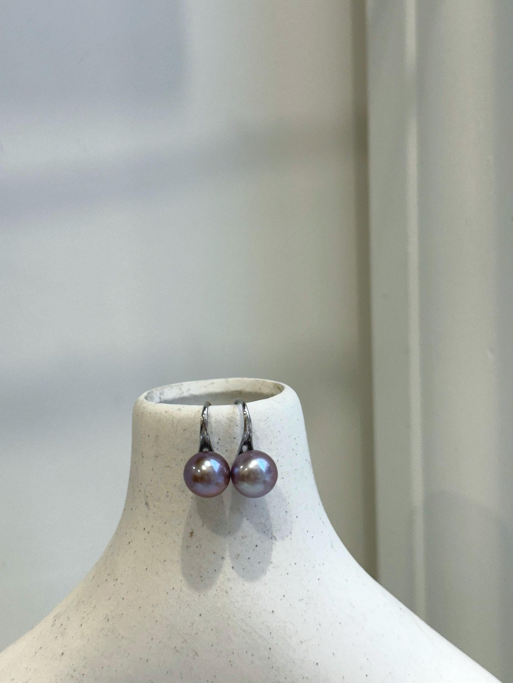 9.3mm Freshwater Edison pearls S925 silver High heel Earrings: Extreme luster mirrored, Metallic purple lavender.Pearl Jewelry Idea.