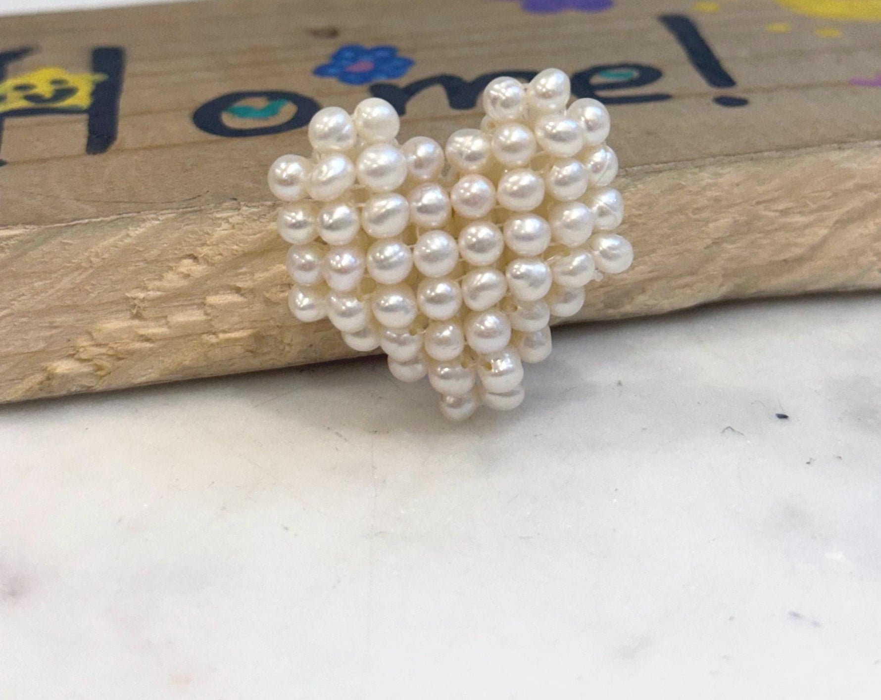 Elly’s Ivory Keshi Pearls 3D heart Vintage Brooch: Extreme luster, 4-5mm, 3.1x3.4cm.