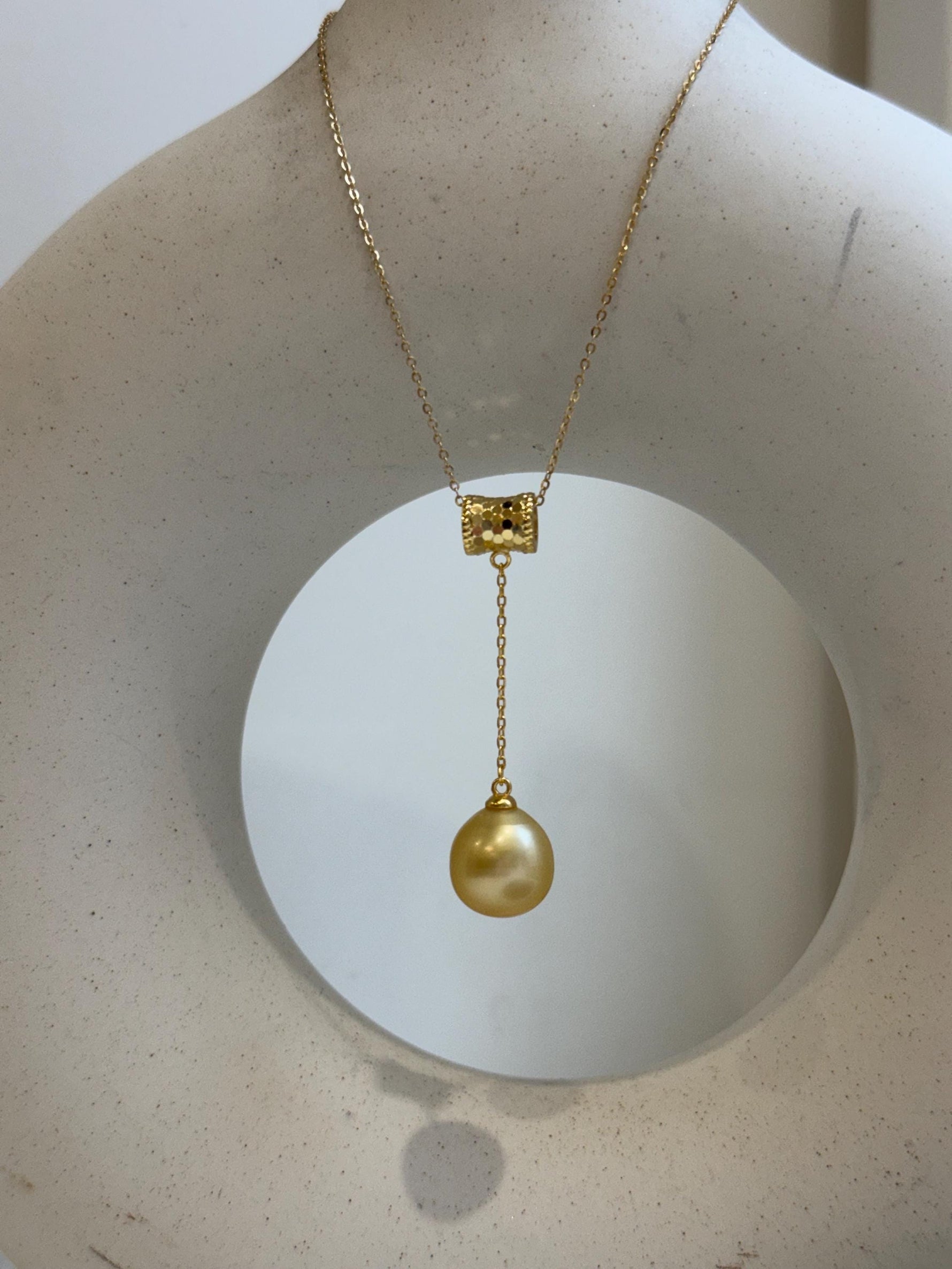 Elly’s 11.8mm South sea ultra gold Pearl pendant: Extreme luster mirrored, 4.6cm high, S925 silver cool pendant chain set.Gift for her holiday