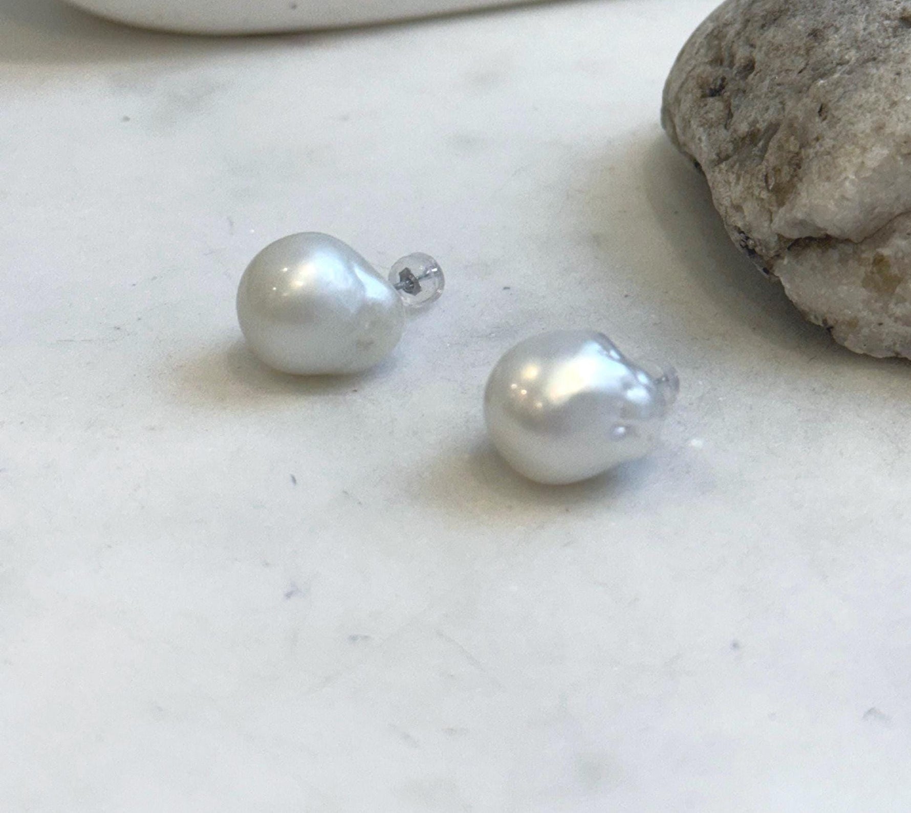 Elly’s Australian white baroque ocean Pearls minimalist earrings studs: Extreme luster, To 16.9mm, s925 silver earrings Studs.gift for her